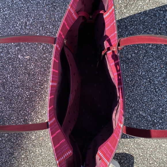 Kate Spade Purse - Picture 4 of 4